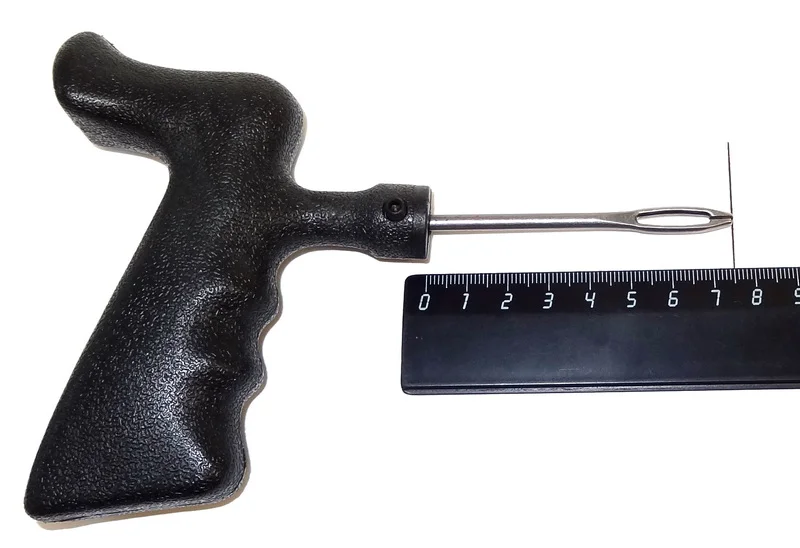 Ручка пистолетная с жалом (вылет жала 75 мм) для установки жгутов  №224 в грузовые бескамерные шины (TECH США)