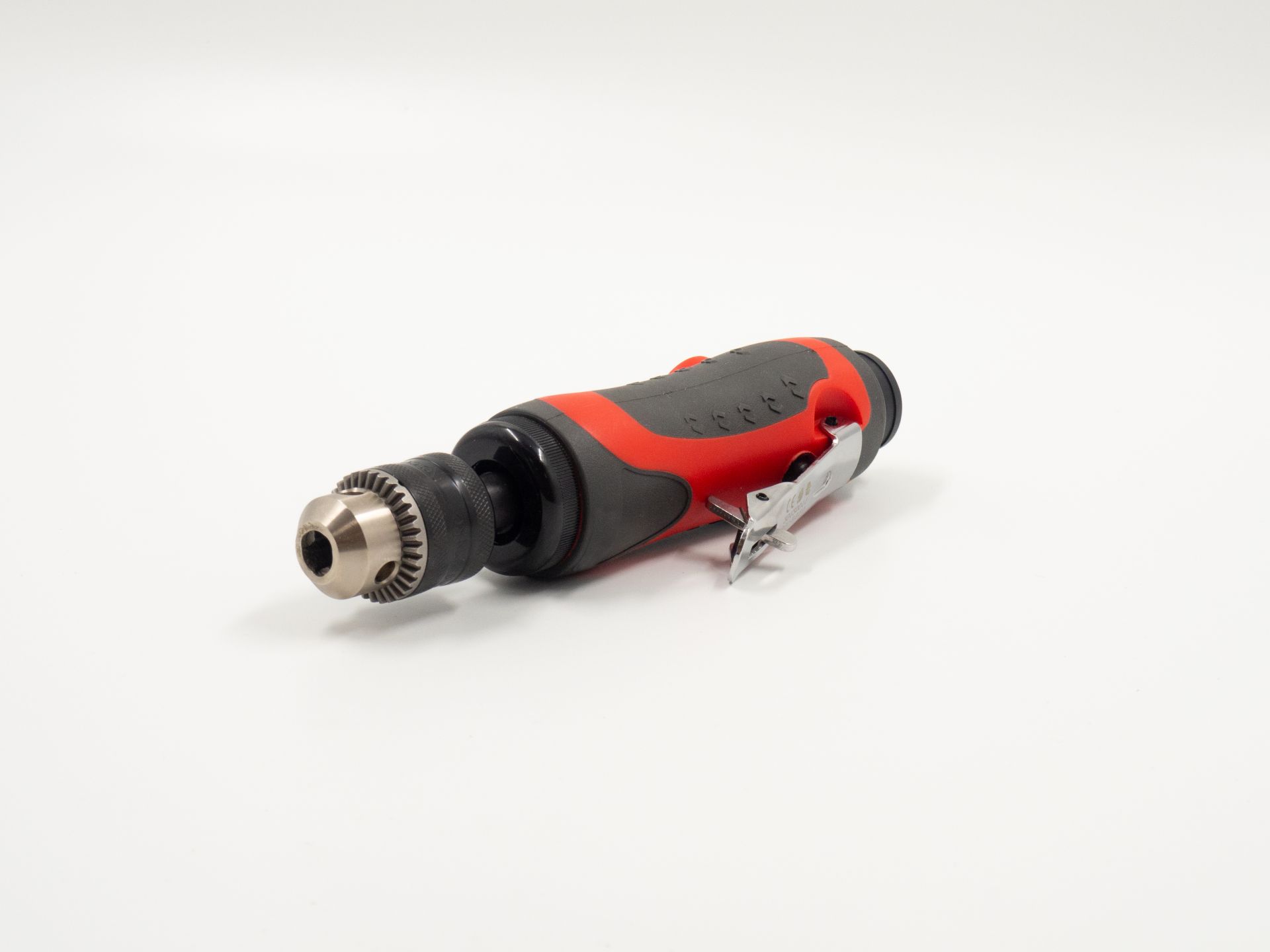 Высокооборотная пневмодрель с ключевым патроном; 20.000 об./мин; 320 л/мин; 6,2 бар; 0,87 кг;