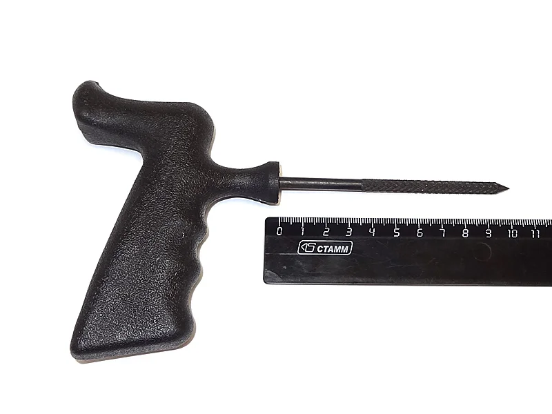 Ручное шило-рашпиль с пистолетной ручкой для подготовки проколов до 6 мм в шине