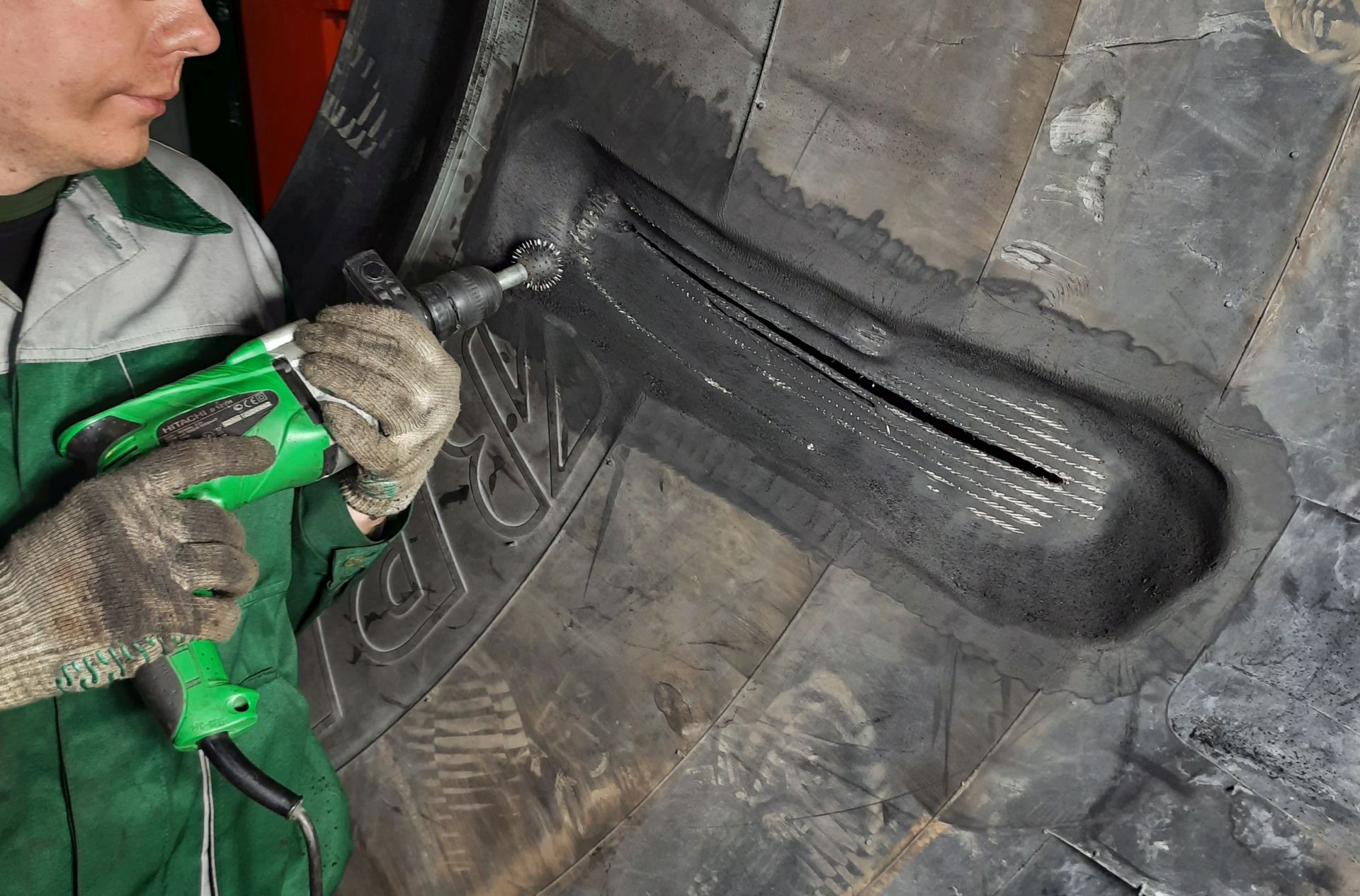 446 Игольчатый шерохователь сферический D 35 мм, хвостовик 6 мм