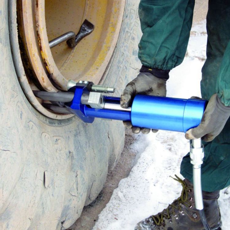 Ручной гидравлический отбортовыватель Salvadori S255 для демонтажа шин большегрузной техники