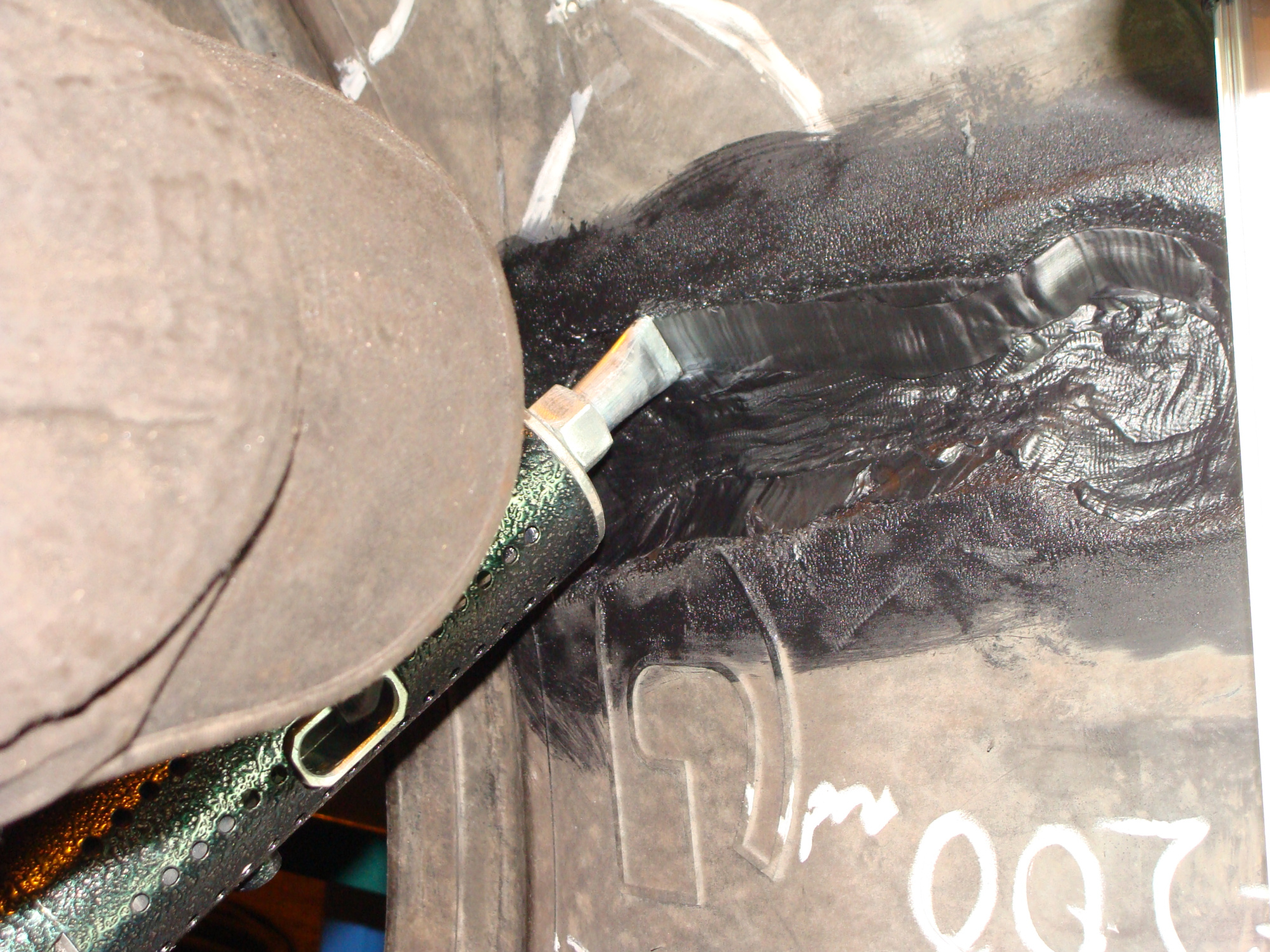 Экструдер ручной электрический с регулировкой температуры; производительность 18 кг/час; 220В; 1,3 кВт; 80-120 гр.С; 5,6 кг