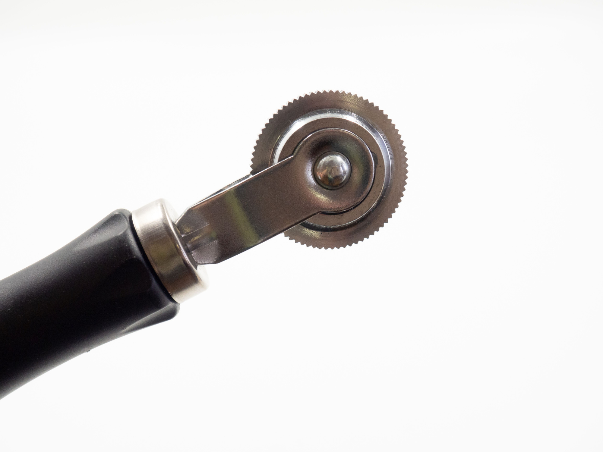 936 Ролик зубчатый, ширина 3 мм; D 38 мм